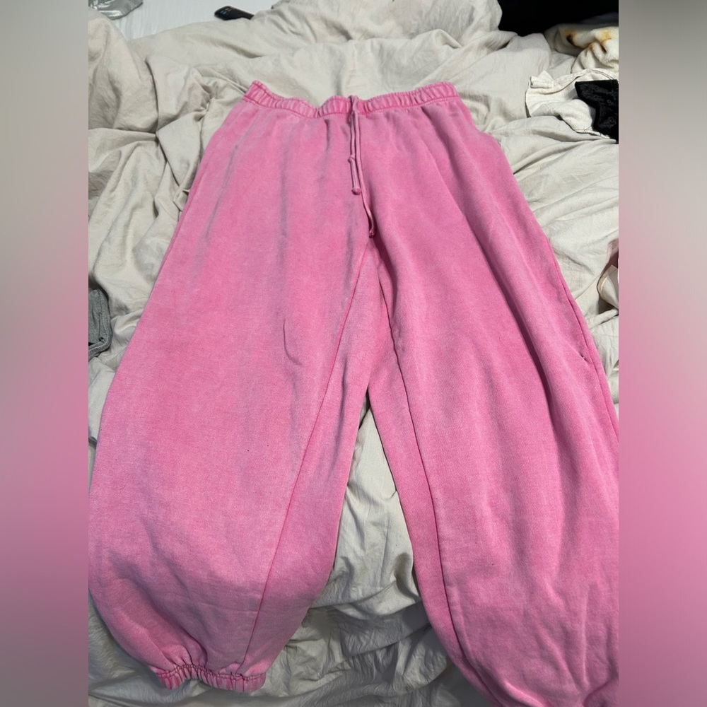 Small la hearts pink sweats